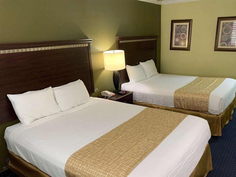 Travelodge By Wyndham Odessa Exteriör bild